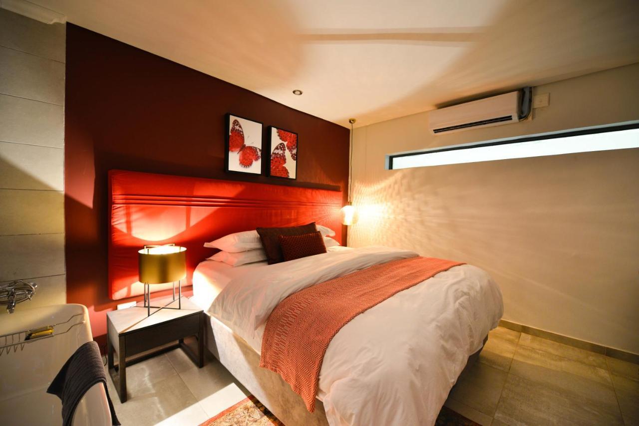 Serurubele Boutique Hotel Bosbokrand Luaran gambar