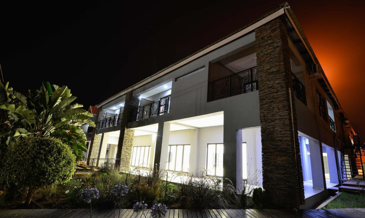 Serurubele Boutique Hotel Bosbokrand Luaran gambar