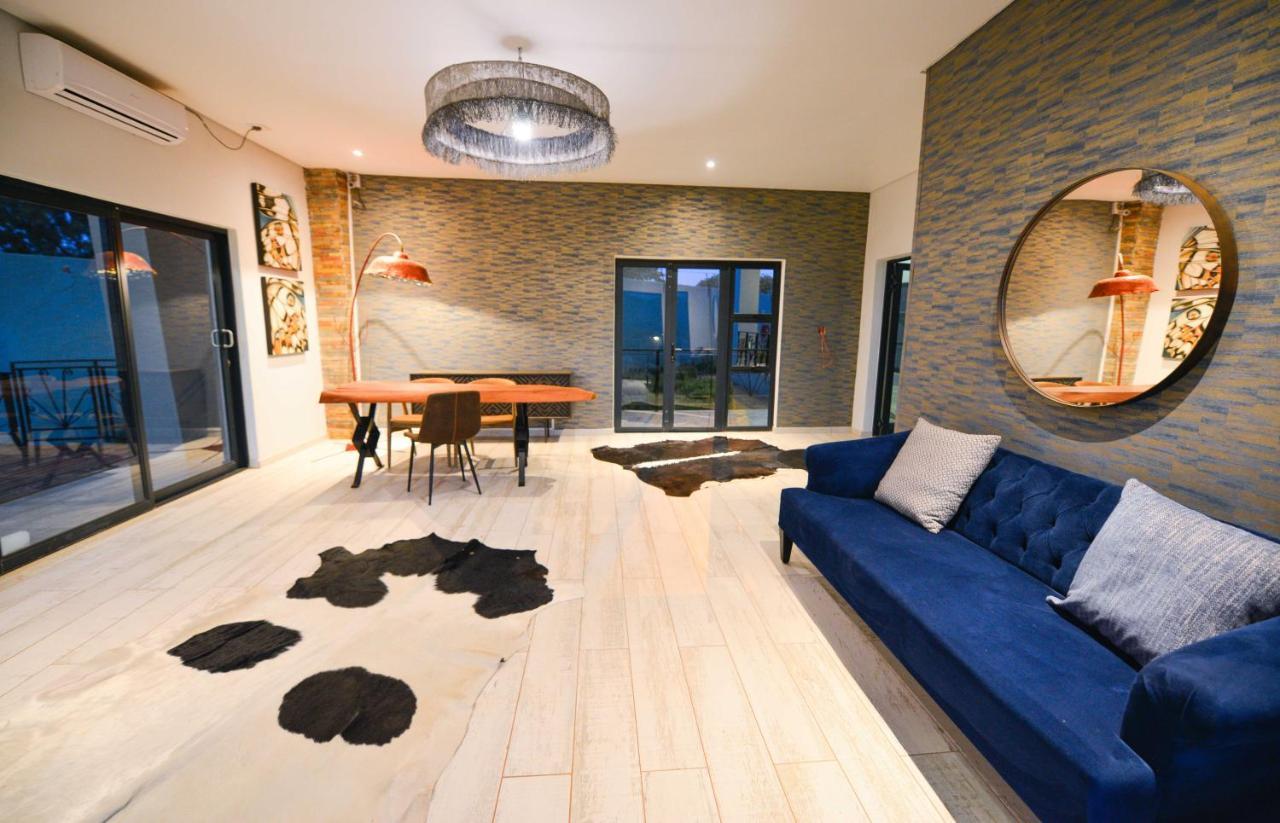 Serurubele Boutique Hotel Bosbokrand Luaran gambar